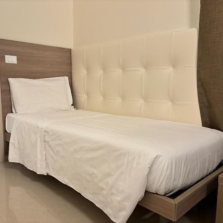 Hotel Boccascena Genoa Luaran gambar
