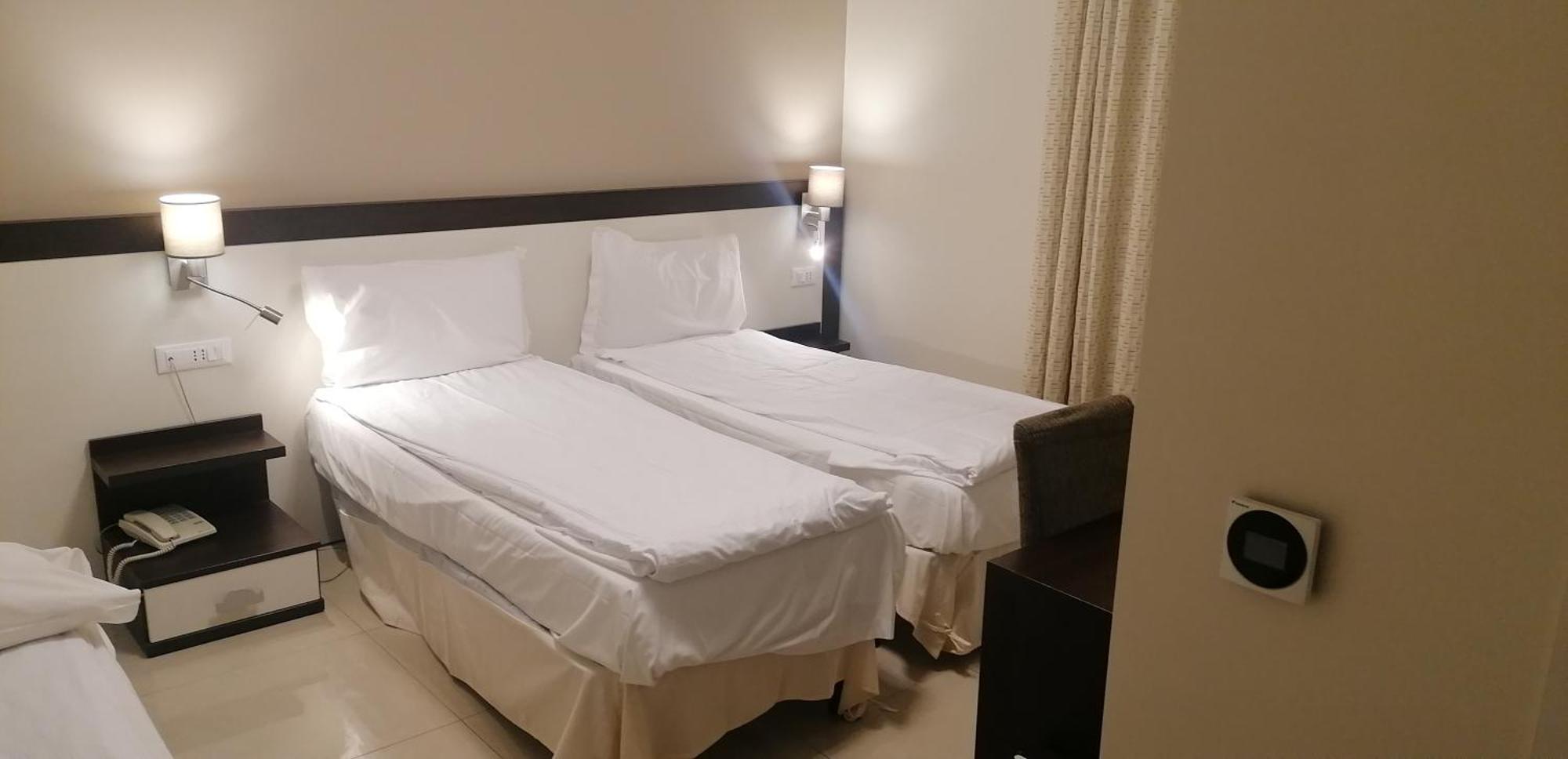 Hotel Boccascena Genoa Luaran gambar