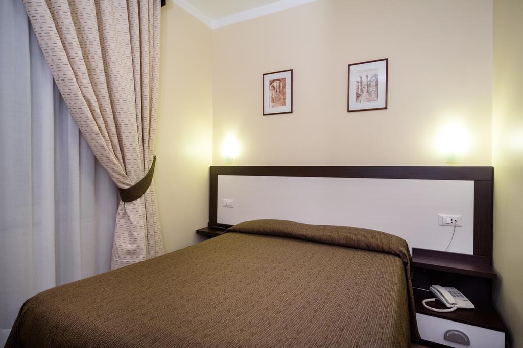 Hotel Boccascena Genoa Luaran gambar