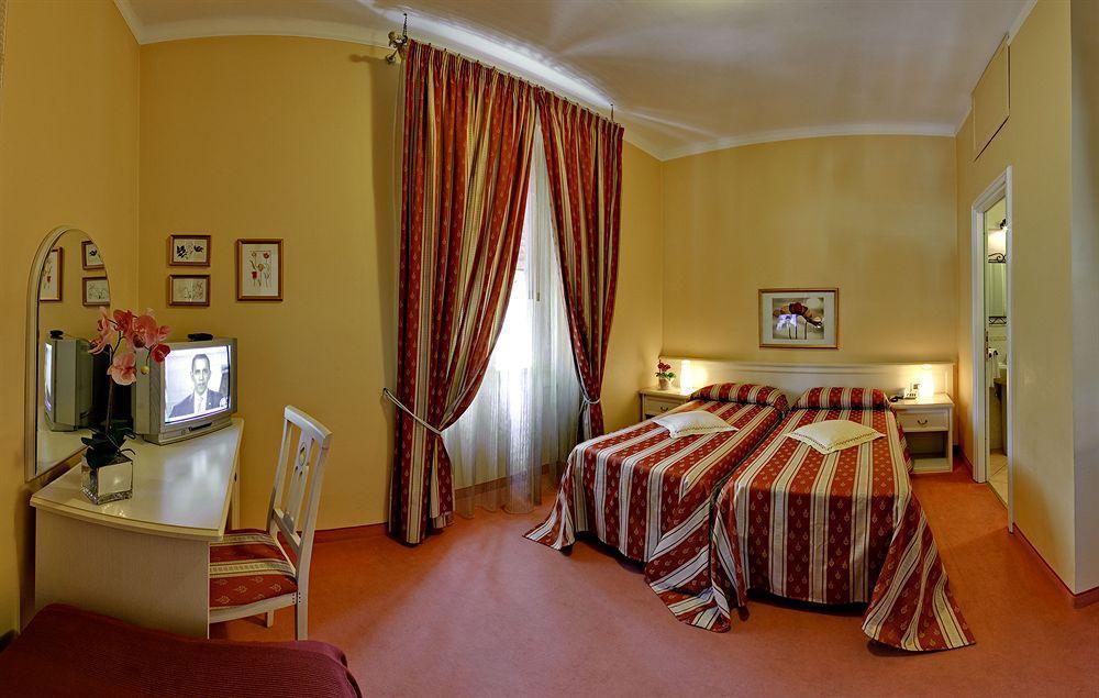 Hotel Boccascena Genoa Luaran gambar