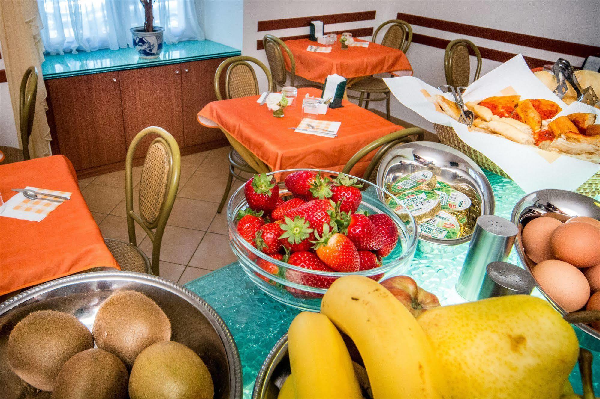 Hotel Boccascena Genoa Luaran gambar